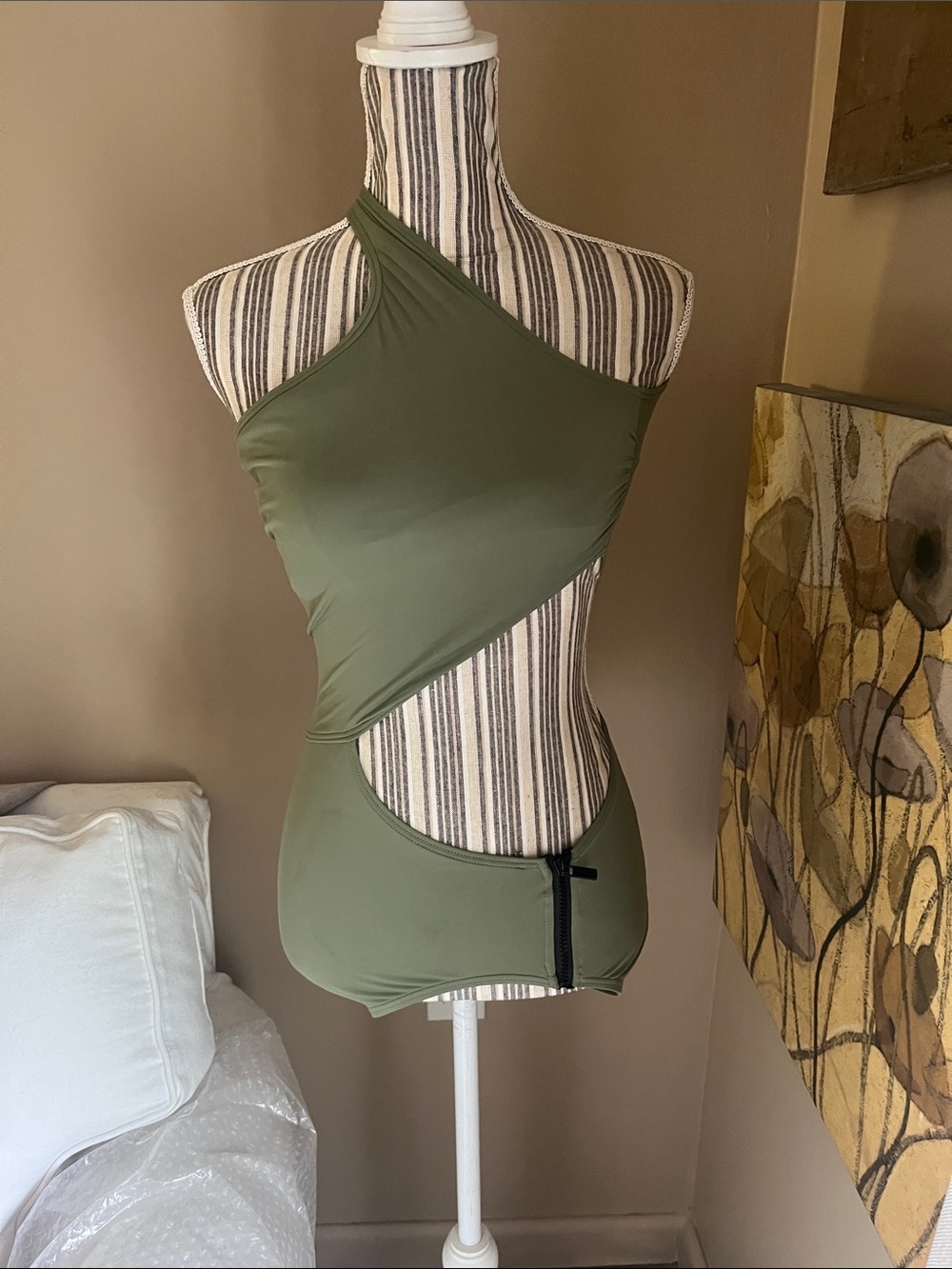 Michael Kors swim suit size 10 NWOT